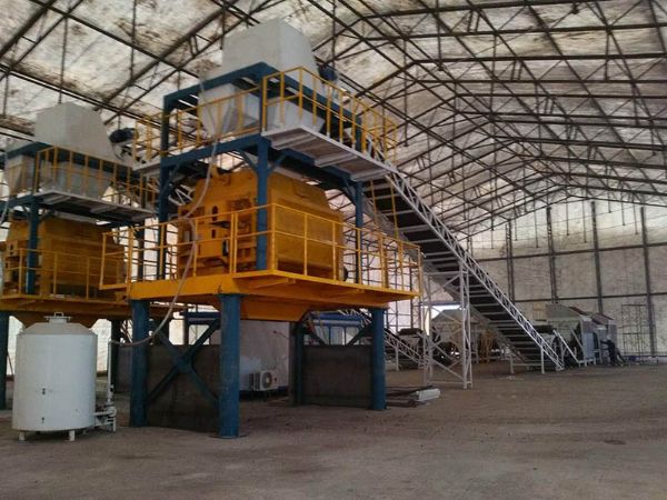 固化穩(wěn)定化攪拌機械